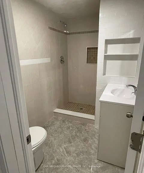 437 Fernhill Blvd #B — Photo 6