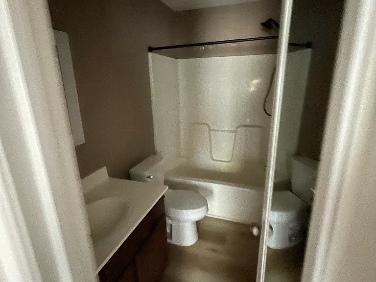 207 Grove Ln — Photo 10