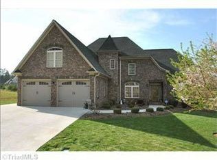 1073 Mallard Landing Blvd, Clemmons, NC 27012