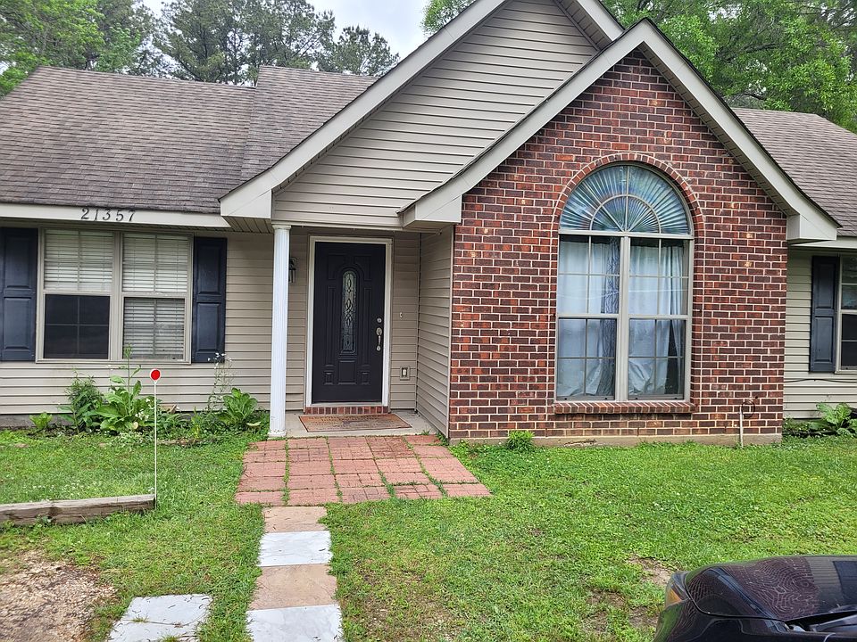 1st image of 21357 Casril Dr