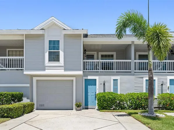 216 Bounty Ct, Treasure Island, FL 33706