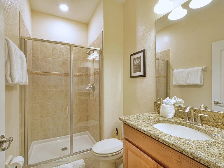 2929 Banana Palm Dr — Photo 12
