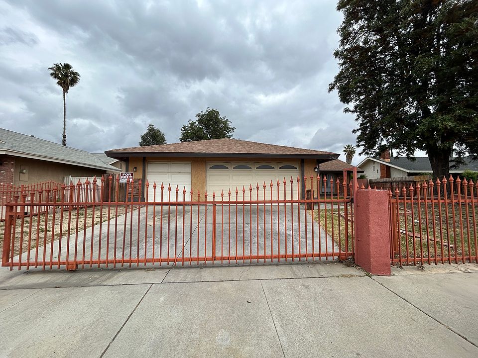 1st image of 24418 Via Del Sol St #1