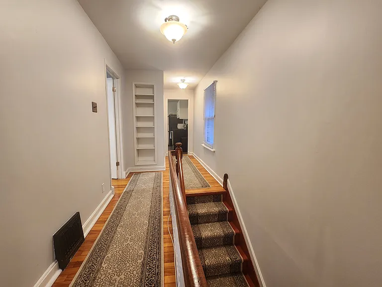 644 Churchill Ave N #1 — Photo 6