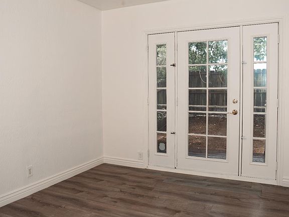 5th image of 9351 W Walnut Grove Rd