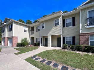 4886 NW 46th Pl APT 106, Gainesville, FL 32606