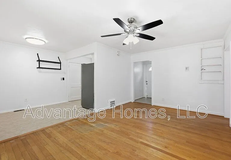 7228 Linden St — Photo 19
