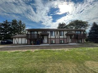 1921 Morningside Dr #D, Janesville, WI 53546