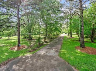 1253 Cordoba Dr, Zachary, LA 70791