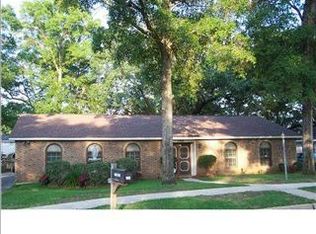 2351 Lantern Ln E, Mobile, AL 36693