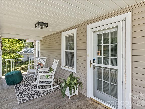 3rd image of 20 Cottage St