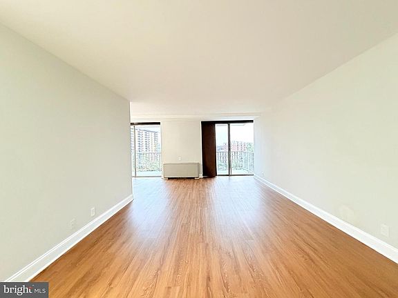 2nd image of 301 N Beauregard St APT 703