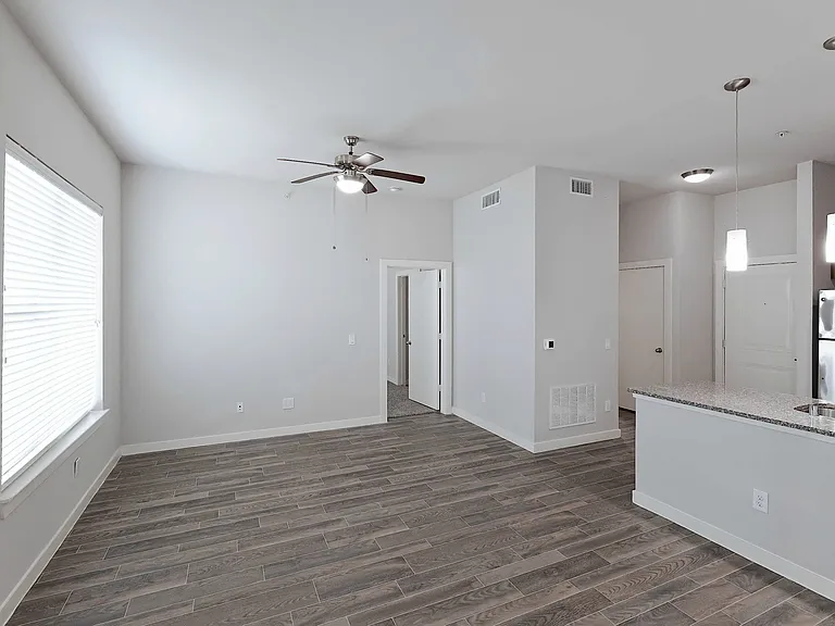 The District At Cypress Waters - Parson's Green — Photo 725