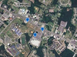 1223 W Corbett Ave, Swansboro, NC 28584