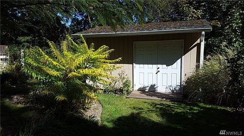 5th image of 1920 Marine Dr