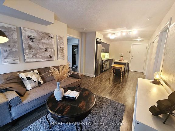 5th image of 565 Wilson Ave #320W