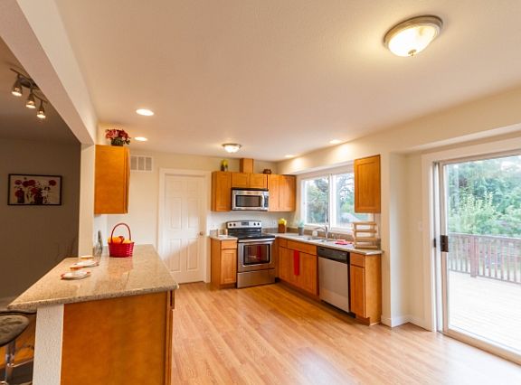 2nd image of 26215 14th Pl S