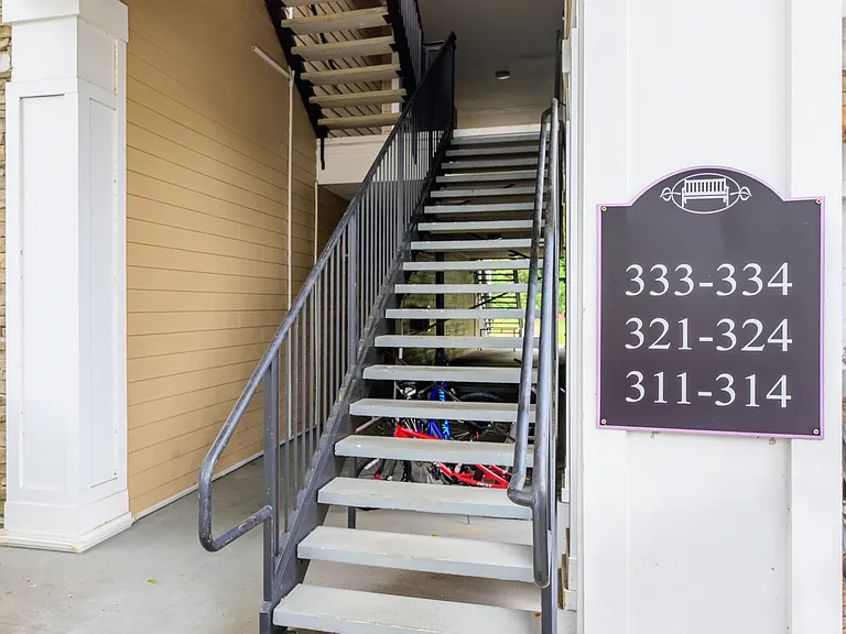 2801 Chancellorsville Dr #334 — Photo 3