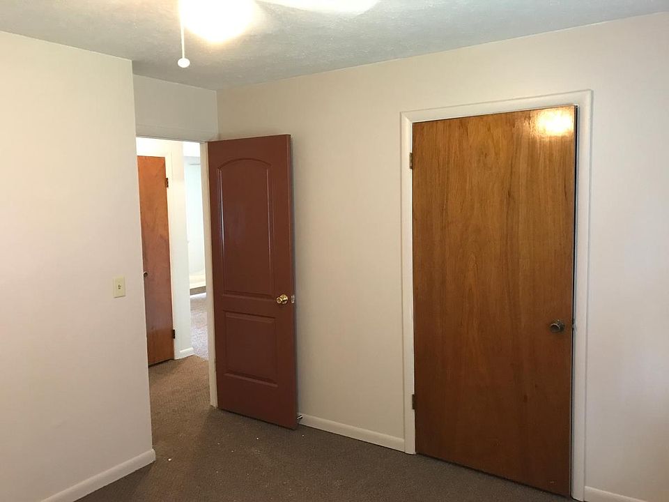 1st image of 1562 S 8th St