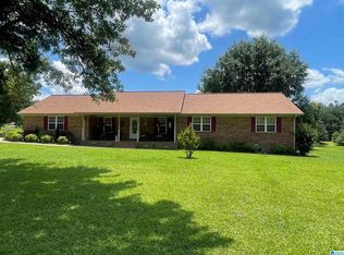 18 Clemeul Dr, Piedmont, AL 36272