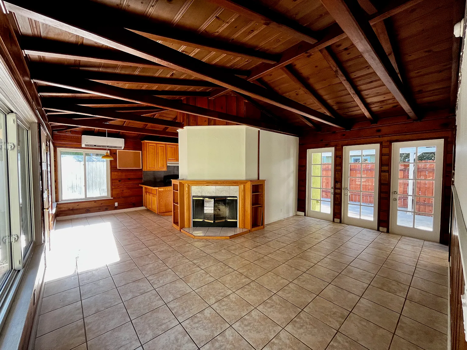 22143 Cantlay St — Photo 3