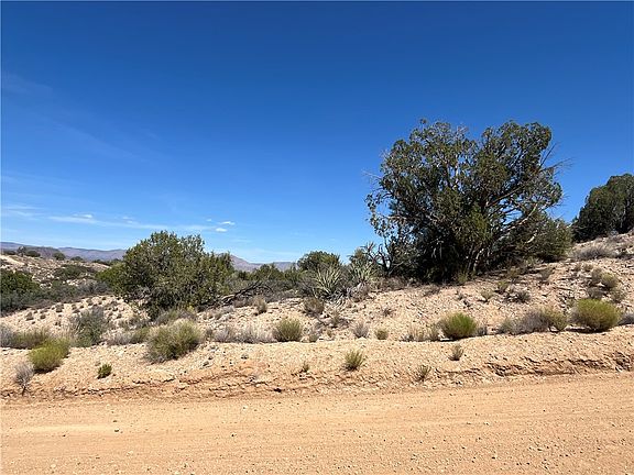 2nd image of 204-45-044 S Jolla Way