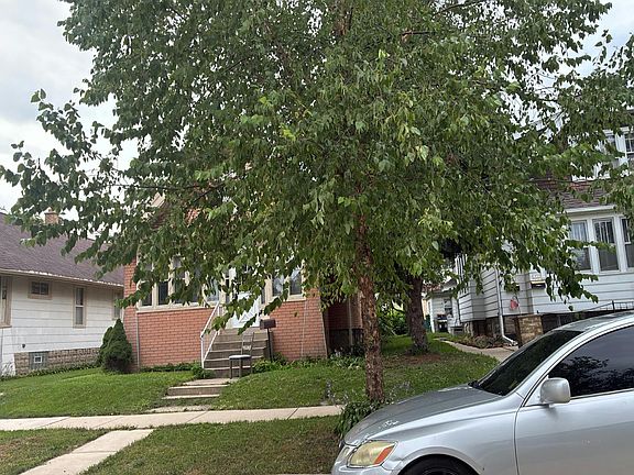 2nd image of 1961 S 58th St