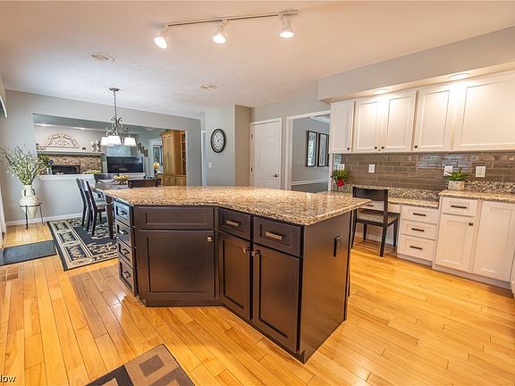 3rd image of 17650 Plum Creek Trl