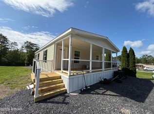 16 E Doe Run Ln, Lock Haven, PA 17745