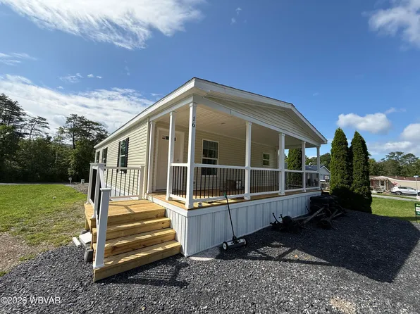 16 E Doe Run Ln, Lock Haven, PA 17745