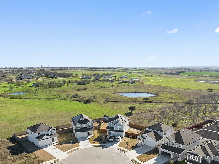 408 Black Opal Dr — Photo 52