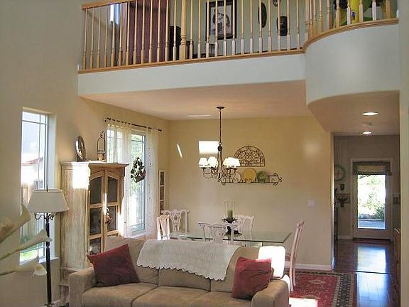 2nd image of 1740 Morning Glory Dr
