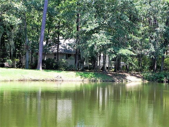 4th image of 6 Wax Myrtle Ln