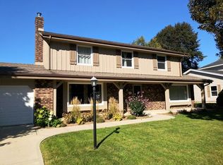 2500 Broken Hill Ct, Waukesha, WI 53188
