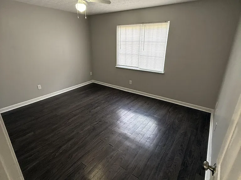 1425 Joseph E Boone Blvd NW #D-201 — Photo 4