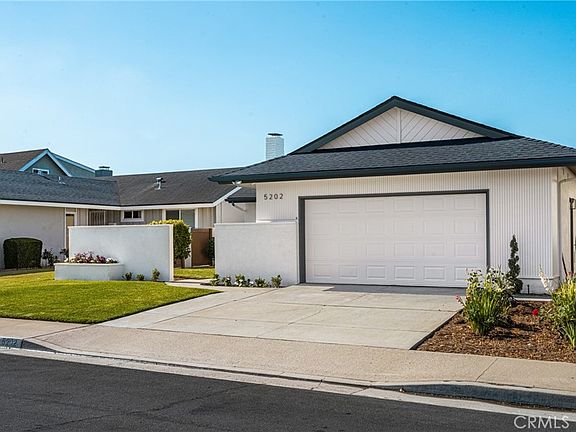 4th image of 5202 Del Sur Cir