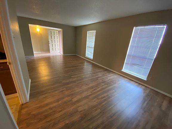 5th image of 5128 N Colony Blvd