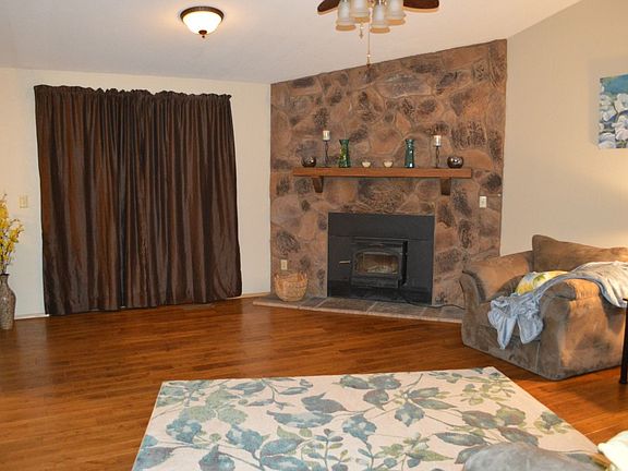 4th image of 8114 Stirrup Ct NW