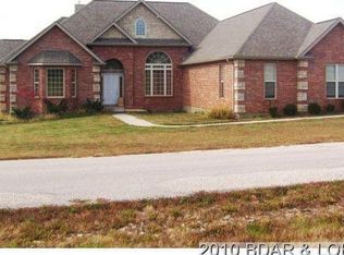 105 Antique Rose Ln, Lake Ozark, MO 65020