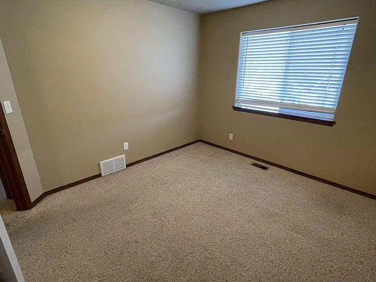 3820 S Morrow Ln — Photo 28