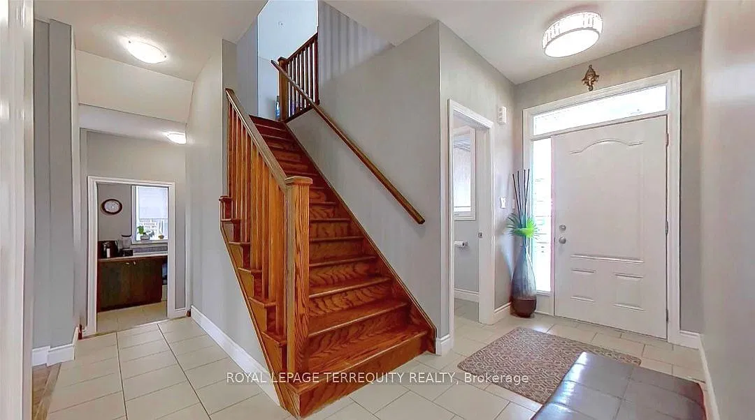 3 bed, $3,000 — Photo 3