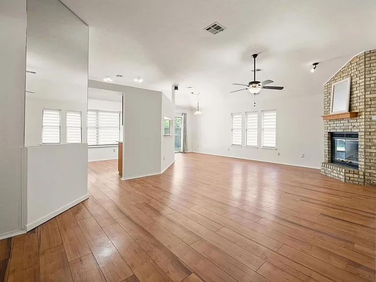 1116 Earl A Rodkey Dr — Photo 3