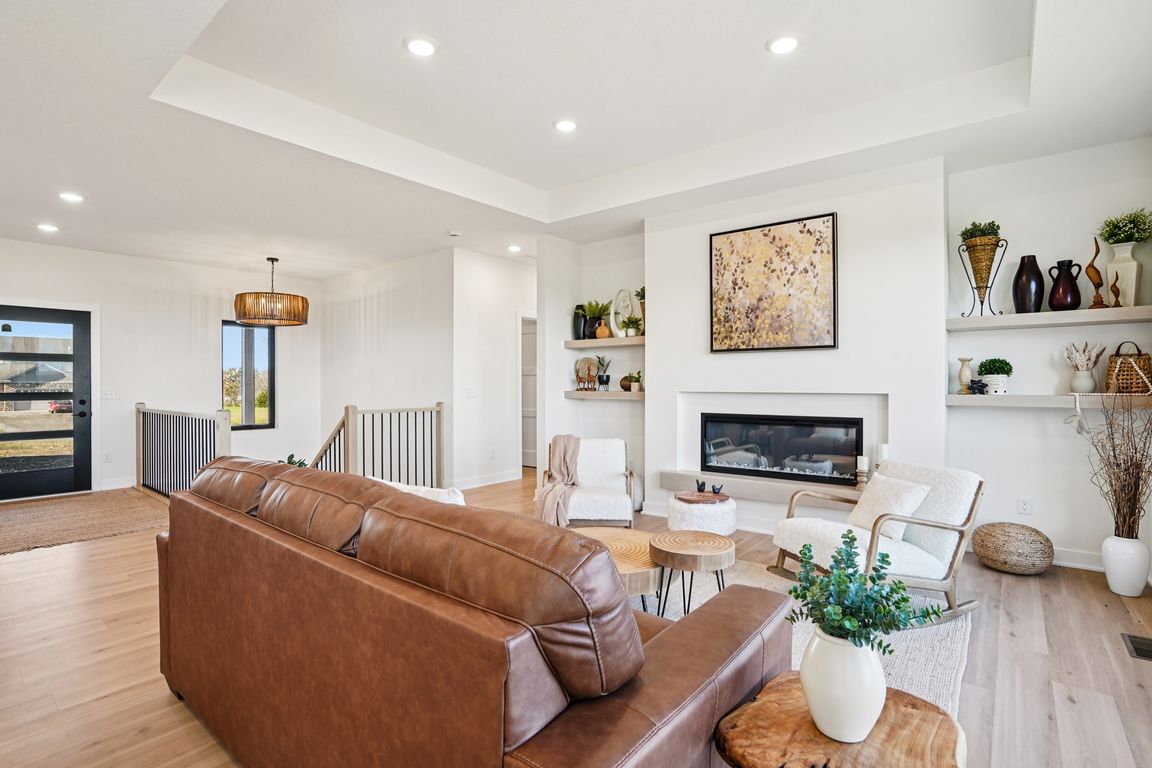 next background image