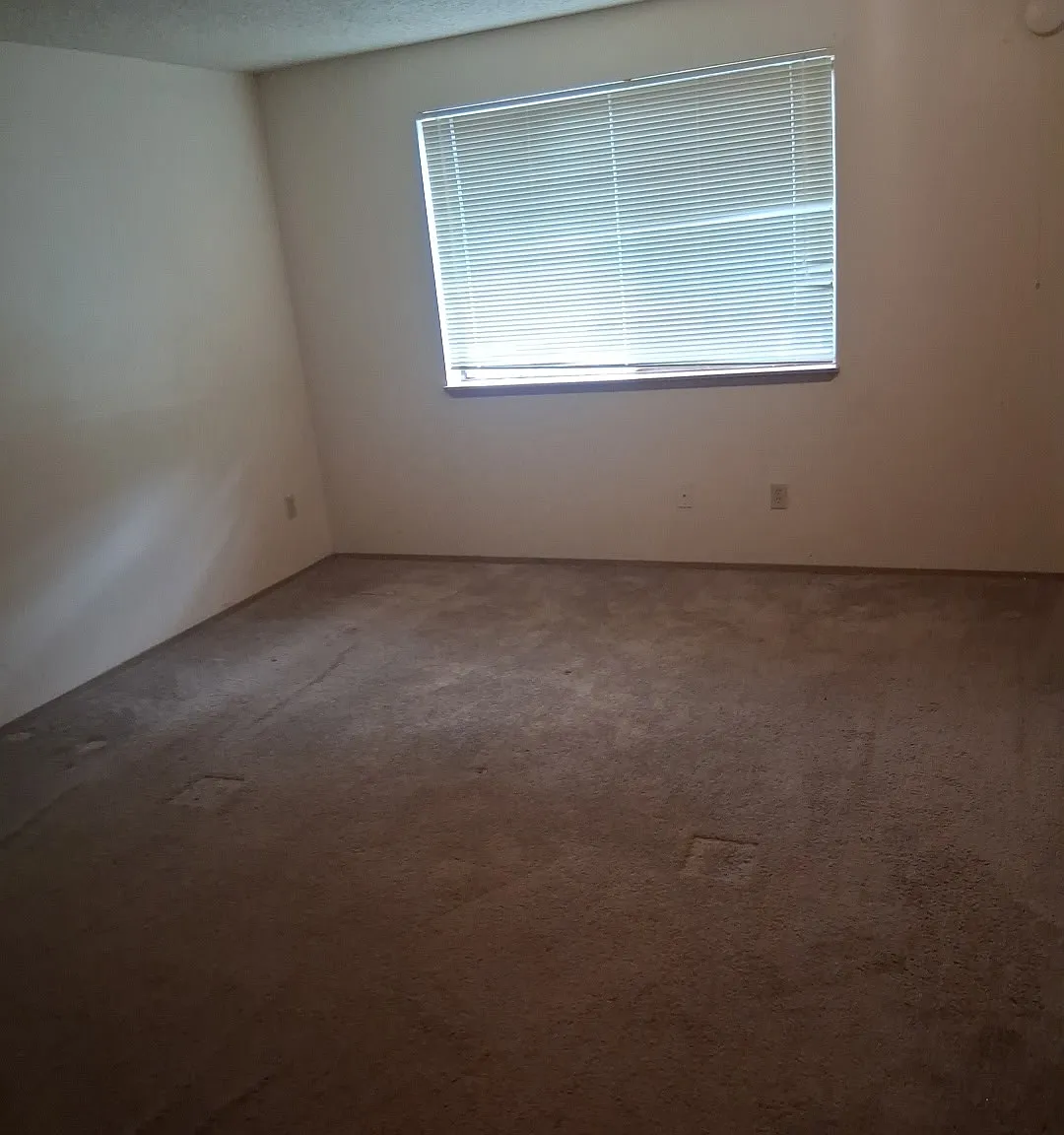 37th Street Apartments — Photo 3