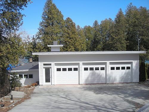 3 Car Attached Heated Garage