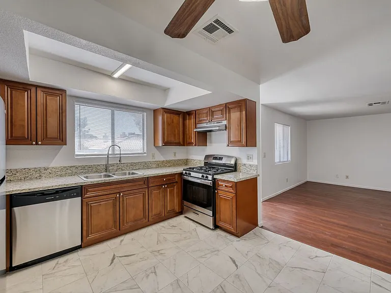 6713 W Charleston Blvd #4 — Photo 5