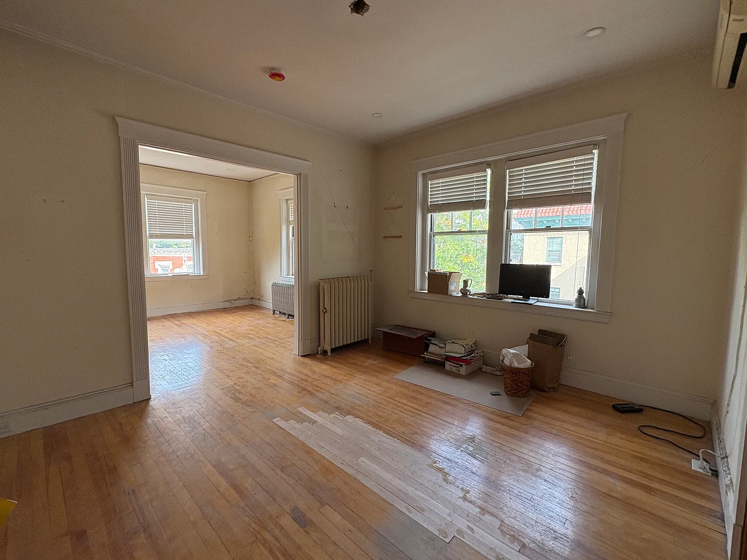 2 bed, 1200 sqft, $3,300 — Photo 3