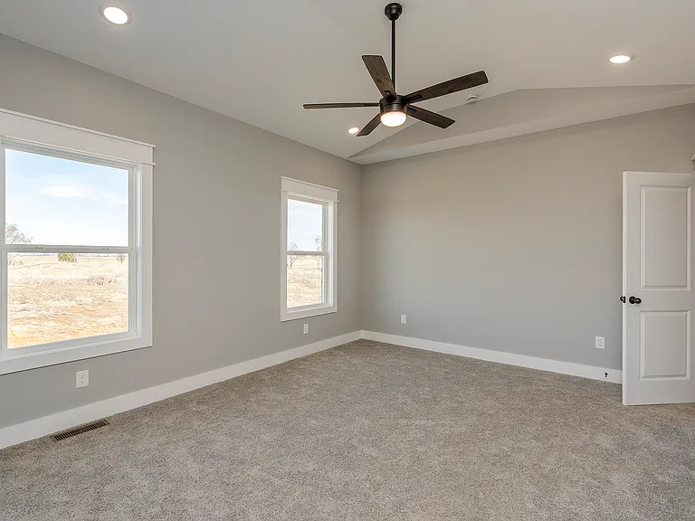 2514 Spring Leaf Ct — Photo 10