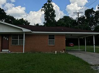 913 Prentice St APT B, Huntsville, TX 77340