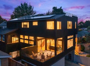 10029 11th Ave NW, Seattle, WA 98177